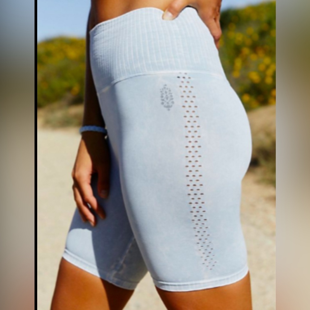 Free People Movement bike short light grayHigh-Waisted Shorts